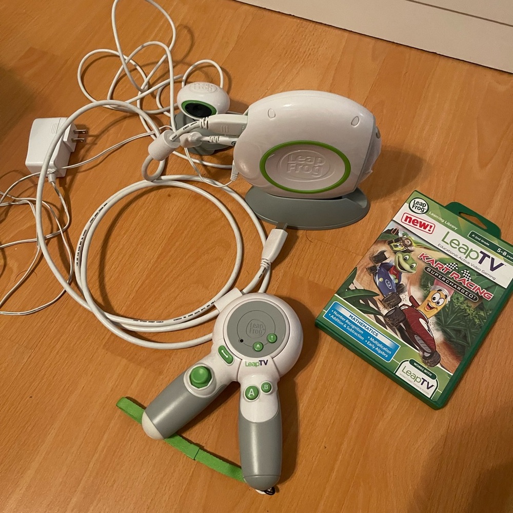 Leapfrog leaptv leap frog tv game console system okus 2 games kart racing
